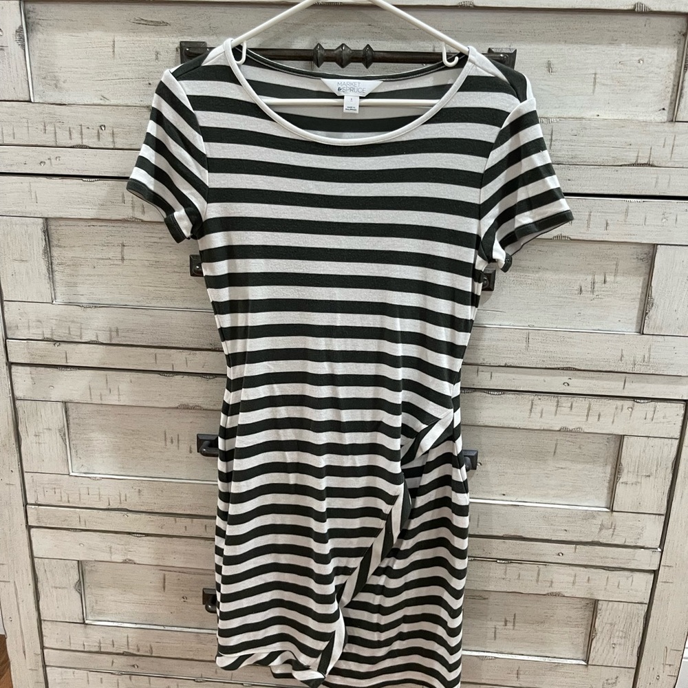 Wrap look dress